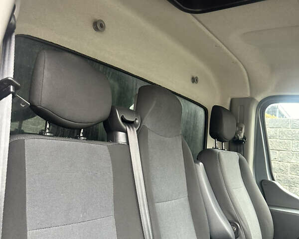 Серый Рено Мастер, объемом двигателя 2.3 л и пробегом 488 тыс. км за 22000 $, фото 37 на Automoto.ua