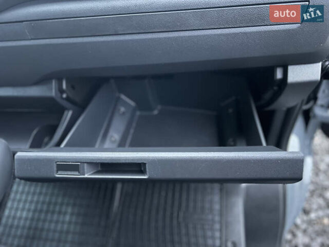 Серый Рено Мастер, объемом двигателя 2.3 л и пробегом 170 тыс. км за 21700 $, фото 17 на Automoto.ua