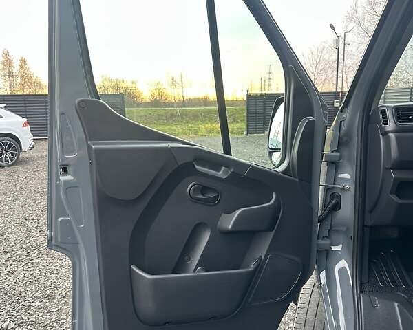 Серый Рено Мастер, объемом двигателя 2.3 л и пробегом 389 тыс. км за 22100 $, фото 27 на Automoto.ua