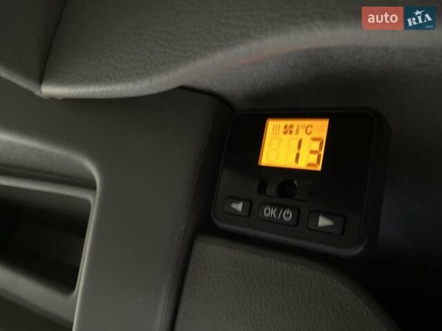 Сірий Рено Мастєр, об'ємом двигуна 2.3 л та пробігом 170 тис. км за 19600 $, фото 44 на Automoto.ua