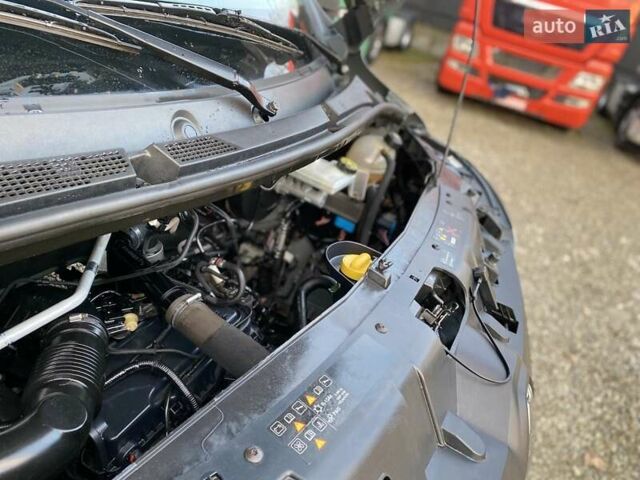 Сірий Рено Мастєр, об'ємом двигуна 2.3 л та пробігом 170 тис. км за 19600 $, фото 56 на Automoto.ua