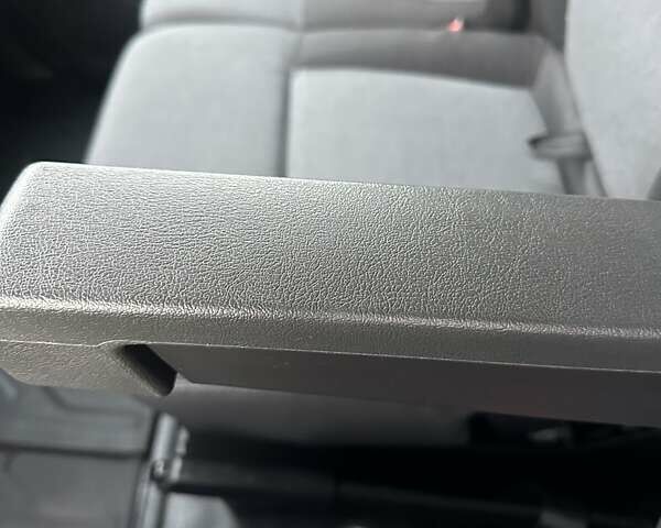 Серый Рено Мастер, объемом двигателя 2.3 л и пробегом 389 тыс. км за 22100 $, фото 41 на Automoto.ua