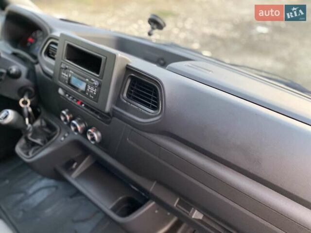 Сірий Рено Мастєр, об'ємом двигуна 2.3 л та пробігом 170 тис. км за 19600 $, фото 47 на Automoto.ua