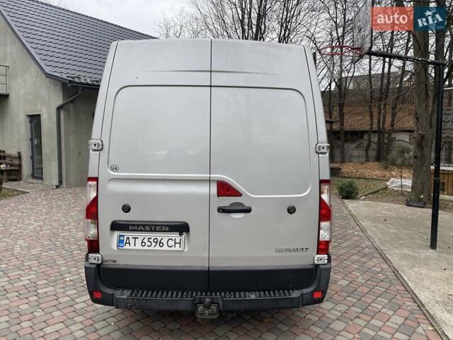 Серый Рено Мастер, объемом двигателя 2.3 л и пробегом 490 тыс. км за 13900 $, фото 6 на Automoto.ua