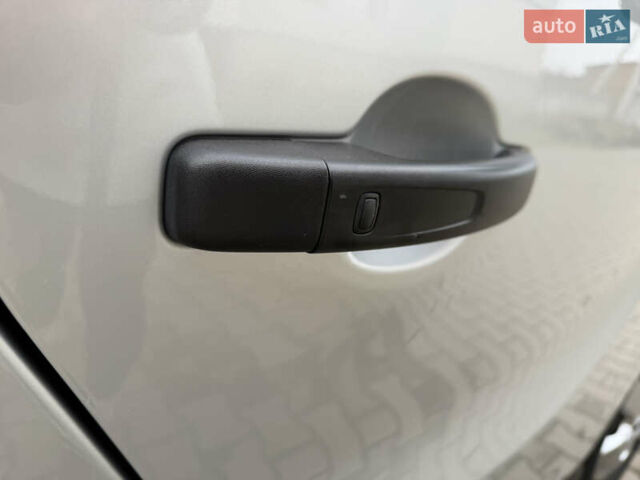 Сірий Рено Мастєр, об'ємом двигуна 1.6 л та пробігом 197 тис. км за 16500 $, фото 16 на Automoto.ua