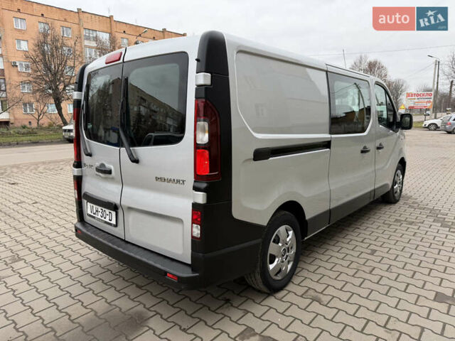 Сірий Рено Мастєр, об'ємом двигуна 1.6 л та пробігом 197 тис. км за 16500 $, фото 6 на Automoto.ua