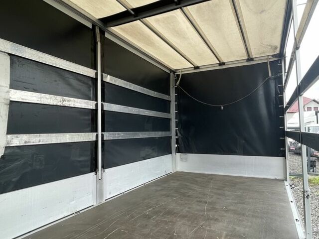 Серый Рено Мастер, объемом двигателя 2.3 л и пробегом 170 тыс. км за 19500 $, фото 21 на Automoto.ua