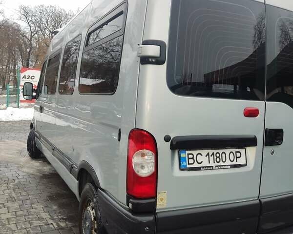 Серый Рено Мастер, объемом двигателя 2.46 л и пробегом 120 тыс. км за 6500 $, фото 4 на Automoto.ua