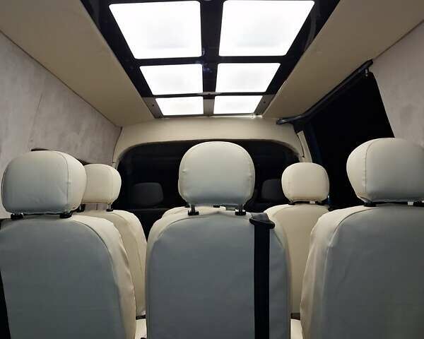 Серый Рено Мастер, объемом двигателя 2.3 л и пробегом 380 тыс. км за 19000 $, фото 5 на Automoto.ua