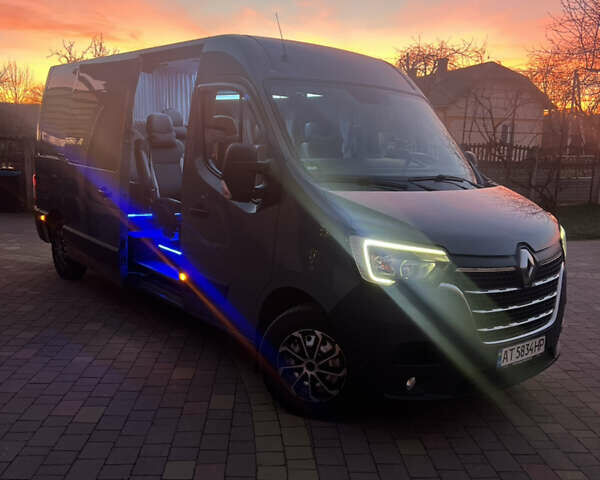 Серый Рено Мастер, объемом двигателя 2.3 л и пробегом 450 тыс. км за 27000 $, фото 57 на Automoto.ua