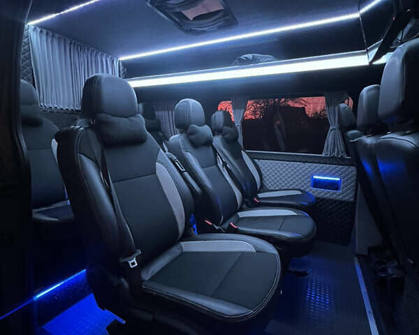 Серый Рено Мастер, объемом двигателя 2.3 л и пробегом 450 тыс. км за 27000 $, фото 53 на Automoto.ua