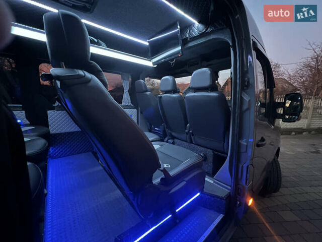 Серый Рено Мастер, объемом двигателя 2.3 л и пробегом 450 тыс. км за 27000 $, фото 52 на Automoto.ua