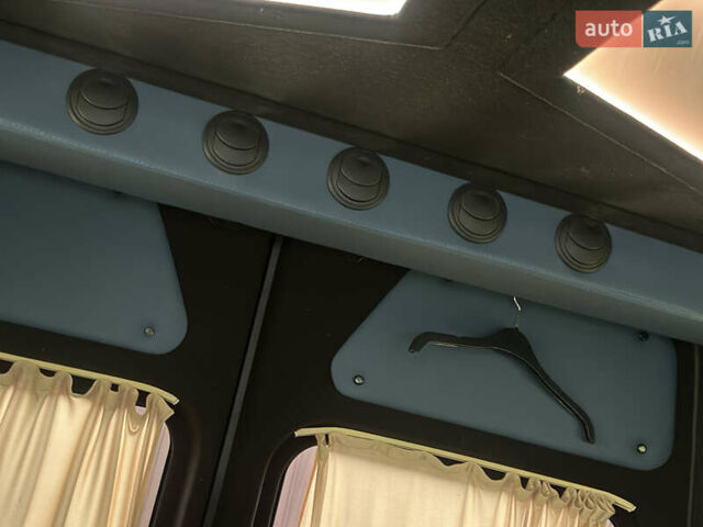 Серый Рено Мастер, объемом двигателя 2.3 л и пробегом 82 тыс. км за 42999 $, фото 15 на Automoto.ua