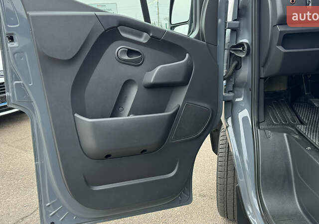 Сірий Рено Мастєр, об'ємом двигуна 2.3 л та пробігом 81 тис. км за 39500 $, фото 85 на Automoto.ua