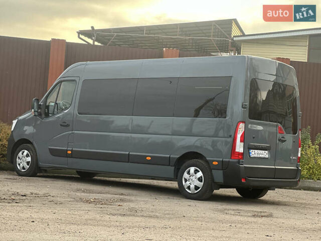 Серый Рено Мастер, объемом двигателя 2.3 л и пробегом 82 тыс. км за 42999 $, фото 4 на Automoto.ua