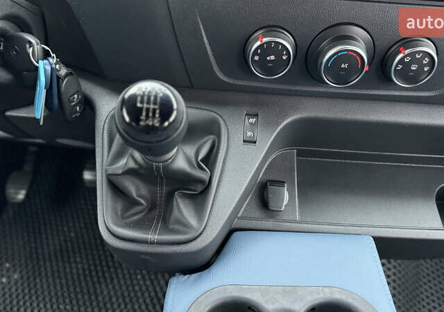 Сірий Рено Мастєр, об'ємом двигуна 2.3 л та пробігом 81 тис. км за 39500 $, фото 45 на Automoto.ua