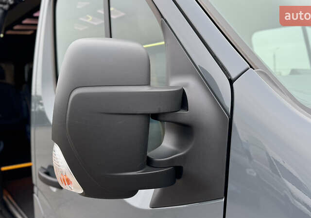 Сірий Рено Мастєр, об'ємом двигуна 2.3 л та пробігом 81 тис. км за 39500 $, фото 27 на Automoto.ua