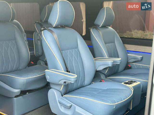 Серый Рено Мастер, объемом двигателя 2.3 л и пробегом 82 тыс. км за 42999 $, фото 8 на Automoto.ua