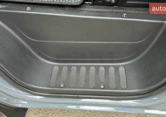 Сірий Рено Мастєр, об'ємом двигуна 2.3 л та пробігом 81 тис. км за 39500 $, фото 84 на Automoto.ua