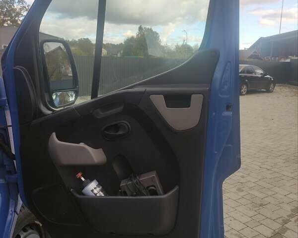 Синий Рено Мастер, объемом двигателя 2.3 л и пробегом 206 тыс. км за 19300 $, фото 30 на Automoto.ua