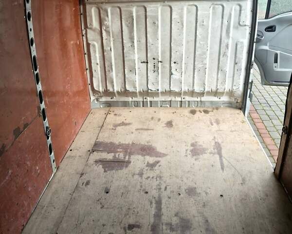 Синий Рено Мастер, объемом двигателя 2.46 л и пробегом 780 тыс. км за 6350 $, фото 30 на Automoto.ua