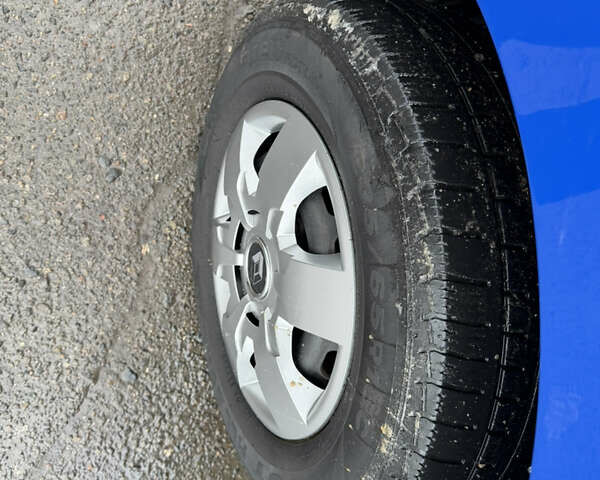 Синий Рено Мастер, объемом двигателя 2.3 л и пробегом 178 тыс. км за 18200 $, фото 12 на Automoto.ua