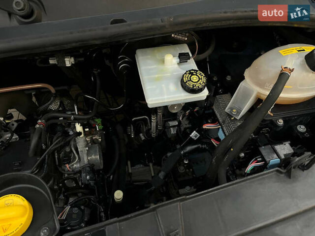 Рено Мастер 2018 в Дубно на Automoto.ua Синий Рено Мастер, объемом двигателя 2.3 л и пробегом 275 тыс. км за 16300 $, фото 38 на Automoto.ua