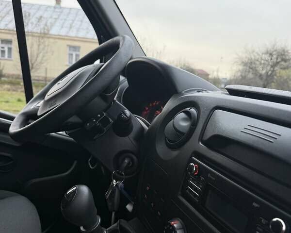 Синій Рено Мастєр, об'ємом двигуна 2.3 л та пробігом 188 тис. км за 18888 $, фото 23 на Automoto.ua