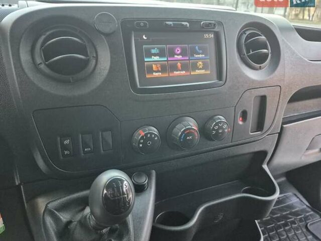 Синий Рено Мастер, объемом двигателя 2.3 л и пробегом 237 тыс. км за 18800 $, фото 18 на Automoto.ua