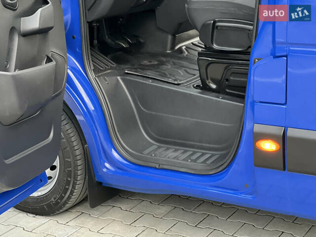 Рено Мастєр 2020 у Дубно на Automoto.ua Синій Рено Мастєр, об'ємом двигуна 2.3 л та пробігом 221 тис. км за 18900 $, фото 95 на Automoto.ua