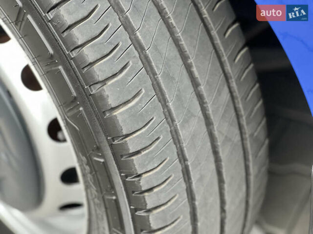 Рено Мастєр 2020 у Дубно на Automoto.ua Синій Рено Мастєр, об'ємом двигуна 2.3 л та пробігом 221 тис. км за 18900 $, фото 53 на Automoto.ua