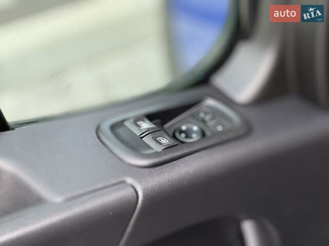 Рено Мастєр 2020 у Дубно на Automoto.ua Синій Рено Мастєр, об'ємом двигуна 2.3 л та пробігом 221 тис. км за 18900 $, фото 101 на Automoto.ua