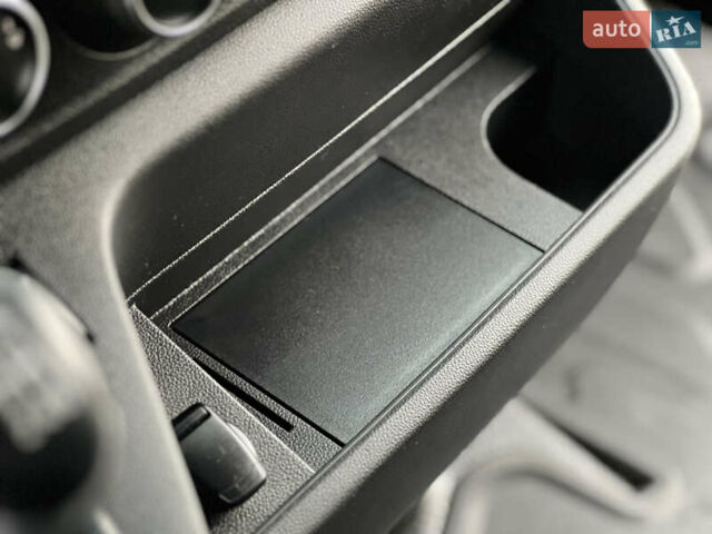 Рено Мастєр 2020 у Дубно на Automoto.ua Синій Рено Мастєр, об'ємом двигуна 2.3 л та пробігом 221 тис. км за 18900 $, фото 115 на Automoto.ua