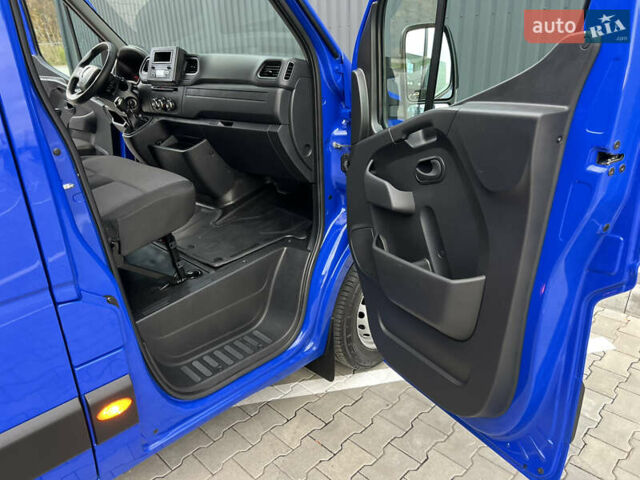 Рено Мастєр 2020 у Дубно на Automoto.ua Синій Рено Мастєр, об'ємом двигуна 2.3 л та пробігом 221 тис. км за 18900 $, фото 131 на Automoto.ua