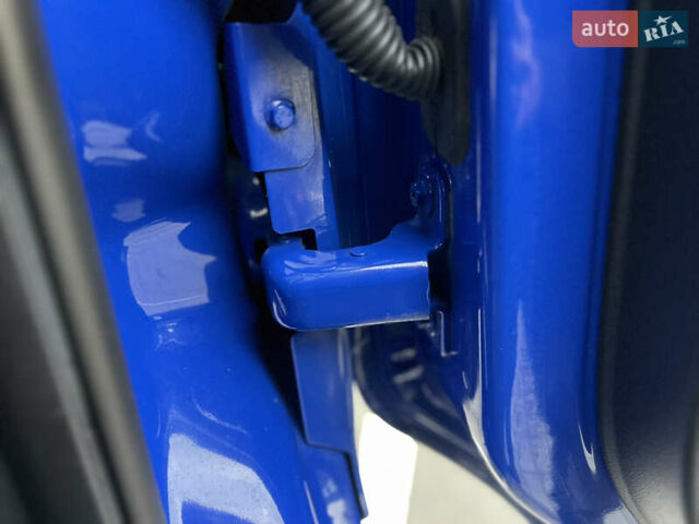 Рено Мастєр 2020 у Дубно на Automoto.ua Синій Рено Мастєр, об'ємом двигуна 2.3 л та пробігом 221 тис. км за 18900 $, фото 154 на Automoto.ua