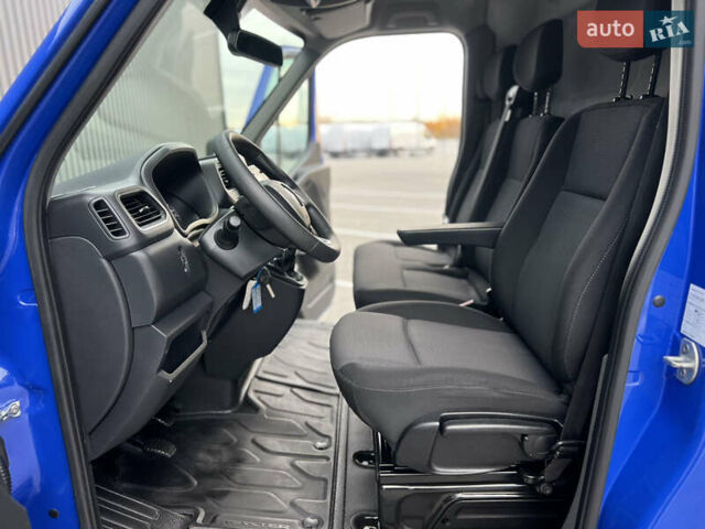 Рено Мастєр 2020 у Дубно на Automoto.ua Синій Рено Мастєр, об'ємом двигуна 2.3 л та пробігом 221 тис. км за 18900 $, фото 136 на Automoto.ua