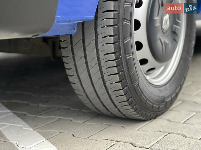 Рено Мастєр 2020 у Дубно на Automoto.ua Синій Рено Мастєр, об'ємом двигуна 2.3 л та пробігом 221 тис. км за 18900 $, фото 59 на Automoto.ua