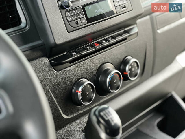 Рено Мастєр 2020 у Дубно на Automoto.ua Синій Рено Мастєр, об'ємом двигуна 2.3 л та пробігом 221 тис. км за 18900 $, фото 108 на Automoto.ua