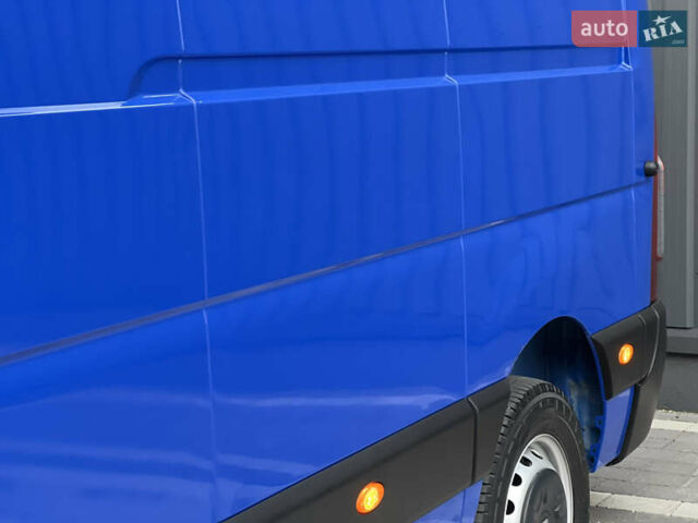 Синий Рено Мастер, объемом двигателя 2.3 л и пробегом 221 тыс. км за 18900 $, фото 22 на Automoto.ua