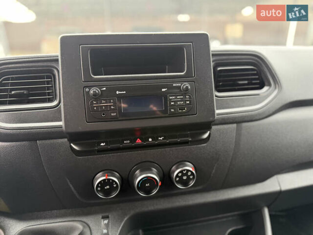 Синій Рено Мастєр, об'ємом двигуна 2.3 л та пробігом 160 тис. км за 22300 $, фото 19 на Automoto.ua