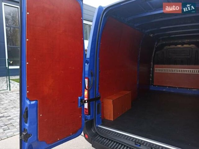 Синий Рено Мастер, объемом двигателя 2.3 л и пробегом 207 тыс. км за 19800 $, фото 18 на Automoto.ua