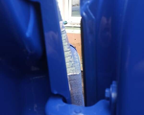 Синий Рено Мастер, объемом двигателя 2.3 л и пробегом 207 тыс. км за 19900 $, фото 26 на Automoto.ua