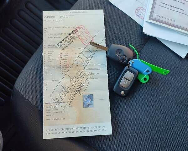 Синій Рено Мастєр, об'ємом двигуна 2.3 л та пробігом 234 тис. км за 21400 $, фото 23 на Automoto.ua