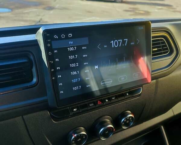 Синій Рено Мастєр, об'ємом двигуна 2.3 л та пробігом 234 тис. км за 21400 $, фото 18 на Automoto.ua