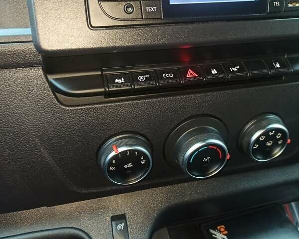 Синий Рено Мастер, объемом двигателя 2.3 л и пробегом 207 тыс. км за 19800 $, фото 23 на Automoto.ua