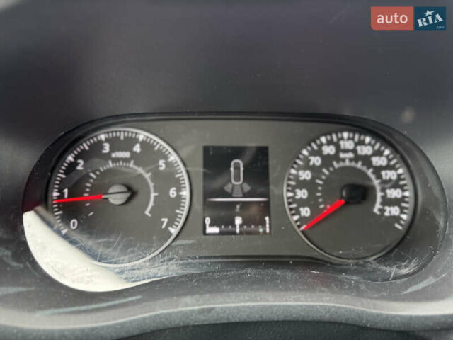 Синий Рено Мастер, объемом двигателя 2.3 л и пробегом 140 тыс. км за 20000 $, фото 11 на Automoto.ua