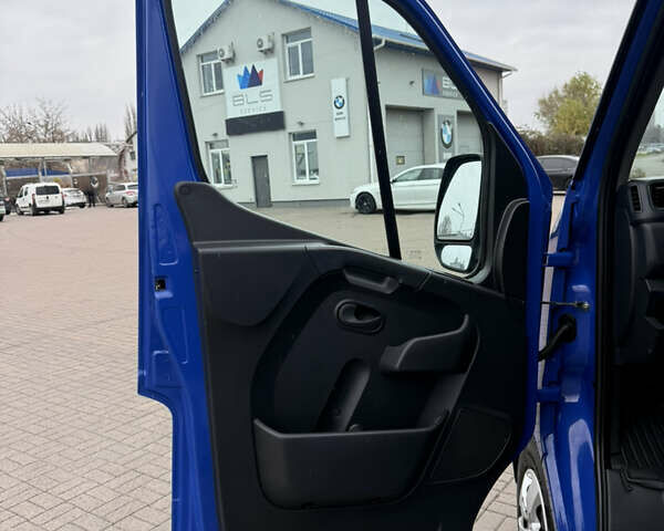 Синий Рено Мастер, объемом двигателя 2.3 л и пробегом 220 тыс. км за 24799 $, фото 60 на Automoto.ua