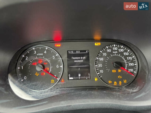 Синий Рено Мастер, объемом двигателя 2.3 л и пробегом 140 тыс. км за 20000 $, фото 9 на Automoto.ua