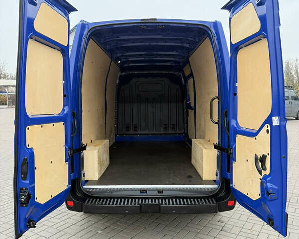 Синий Рено Мастер, объемом двигателя 2.3 л и пробегом 212 тыс. км за 24799 $, фото 104 на Automoto.ua