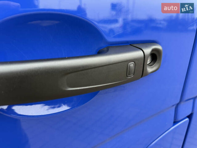 Синий Рено Мастер, объемом двигателя 2.3 л и пробегом 212 тыс. км за 24799 $, фото 48 на Automoto.ua